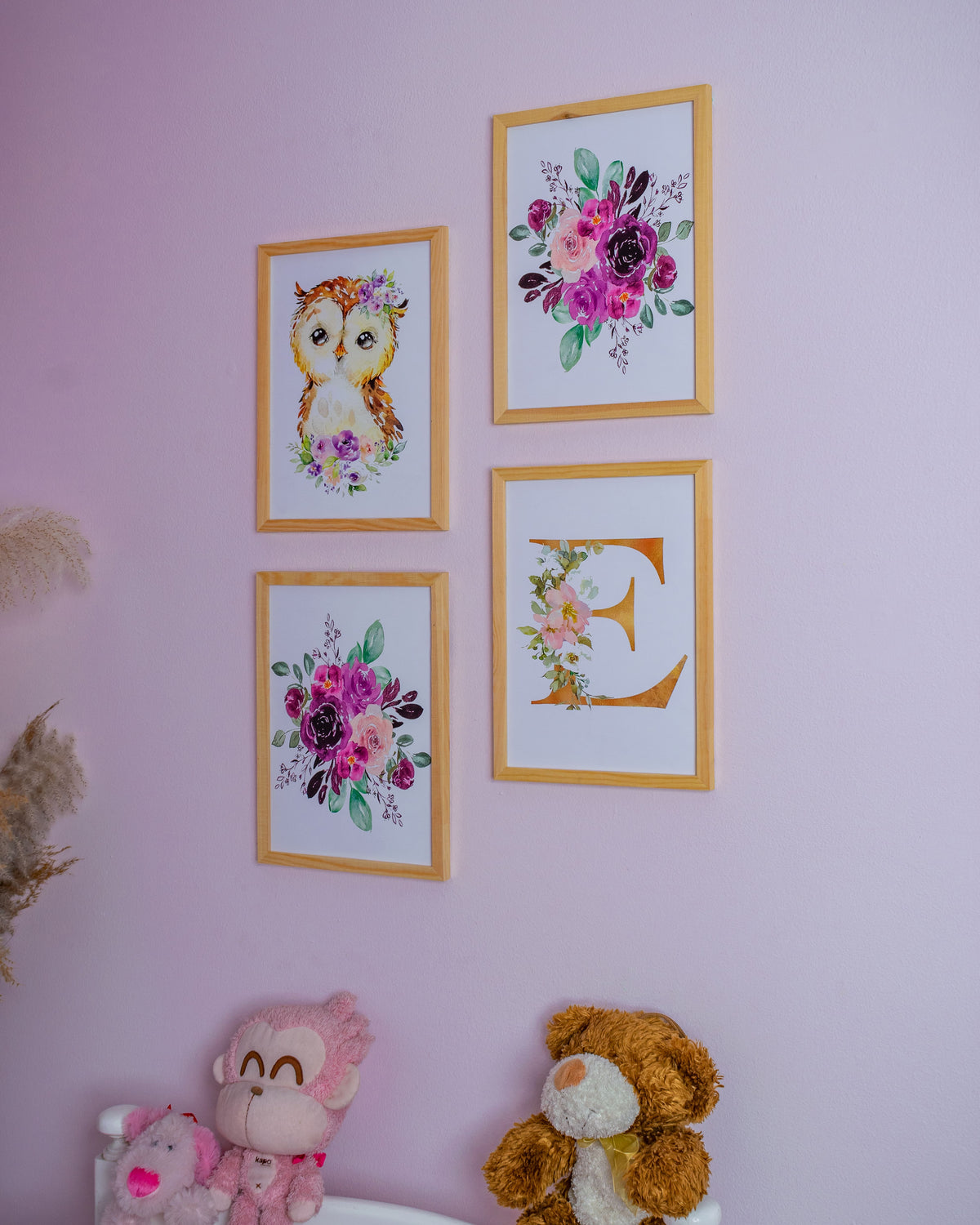 Nursery - The Flowery Initials Frame – nursery wall art, photo 3 | طقم غرفة الأطفال - الحروف المزهرة