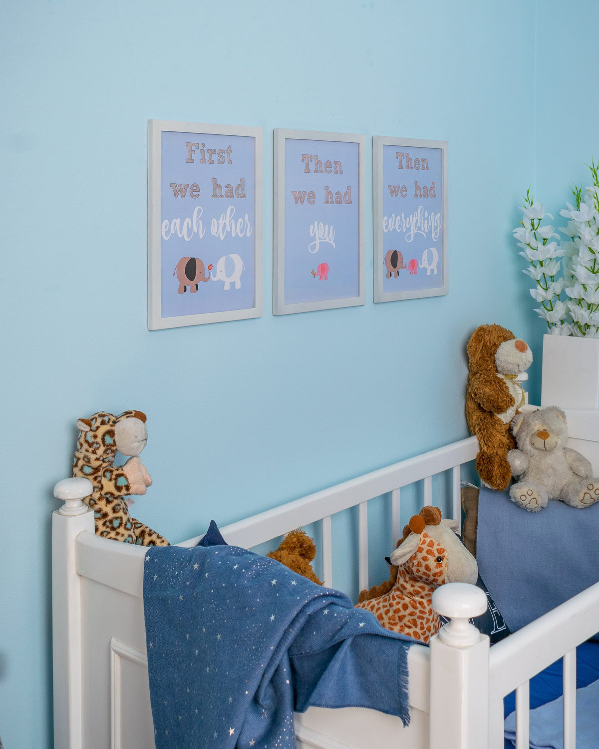 Nursery Set - The Elephant Family – nursery wall art, photo 2 | طقم غرفة الأطفال - عائلة الفيلة