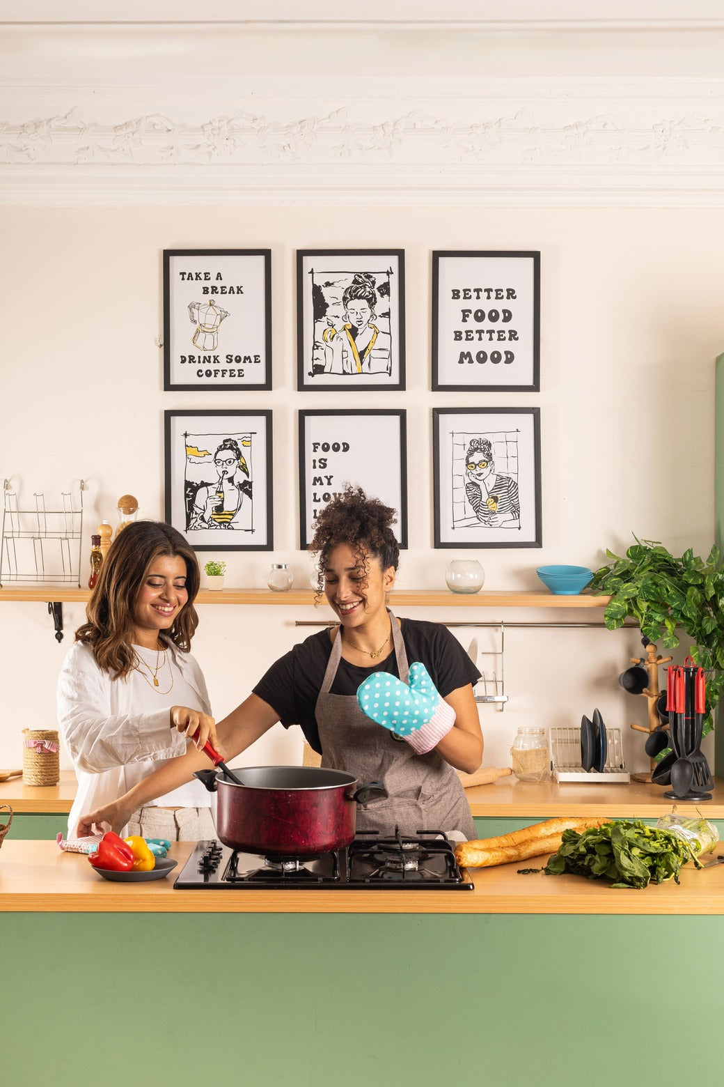 Food is my love language Frame – kitchen wall art, photo 3 | طقم Food is my love language