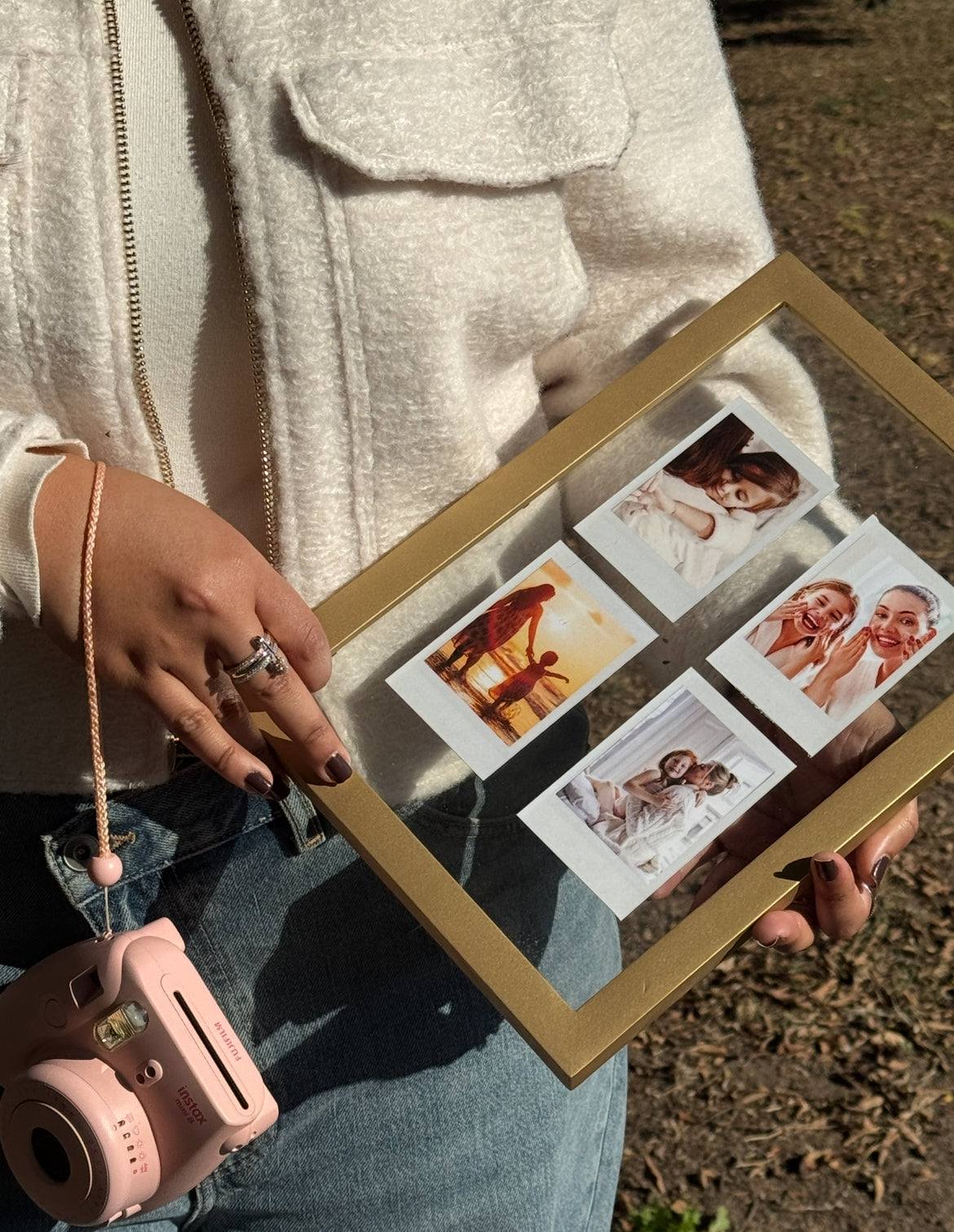 Polaroid Frames – framed wall art | براويز بولارويد