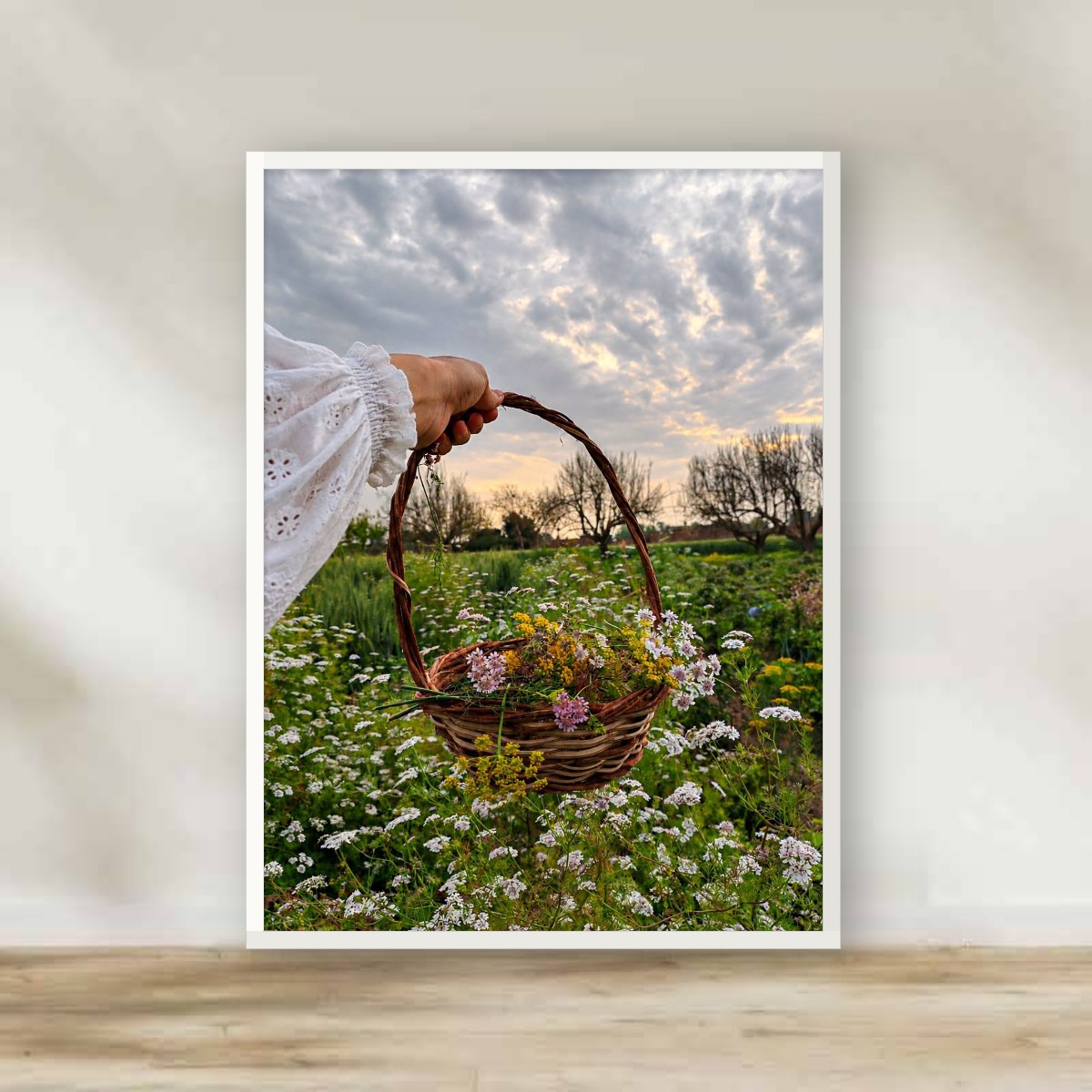 Wildflower Basket White Frame – photography wall art | برواز أبيض سلة الورد البري
